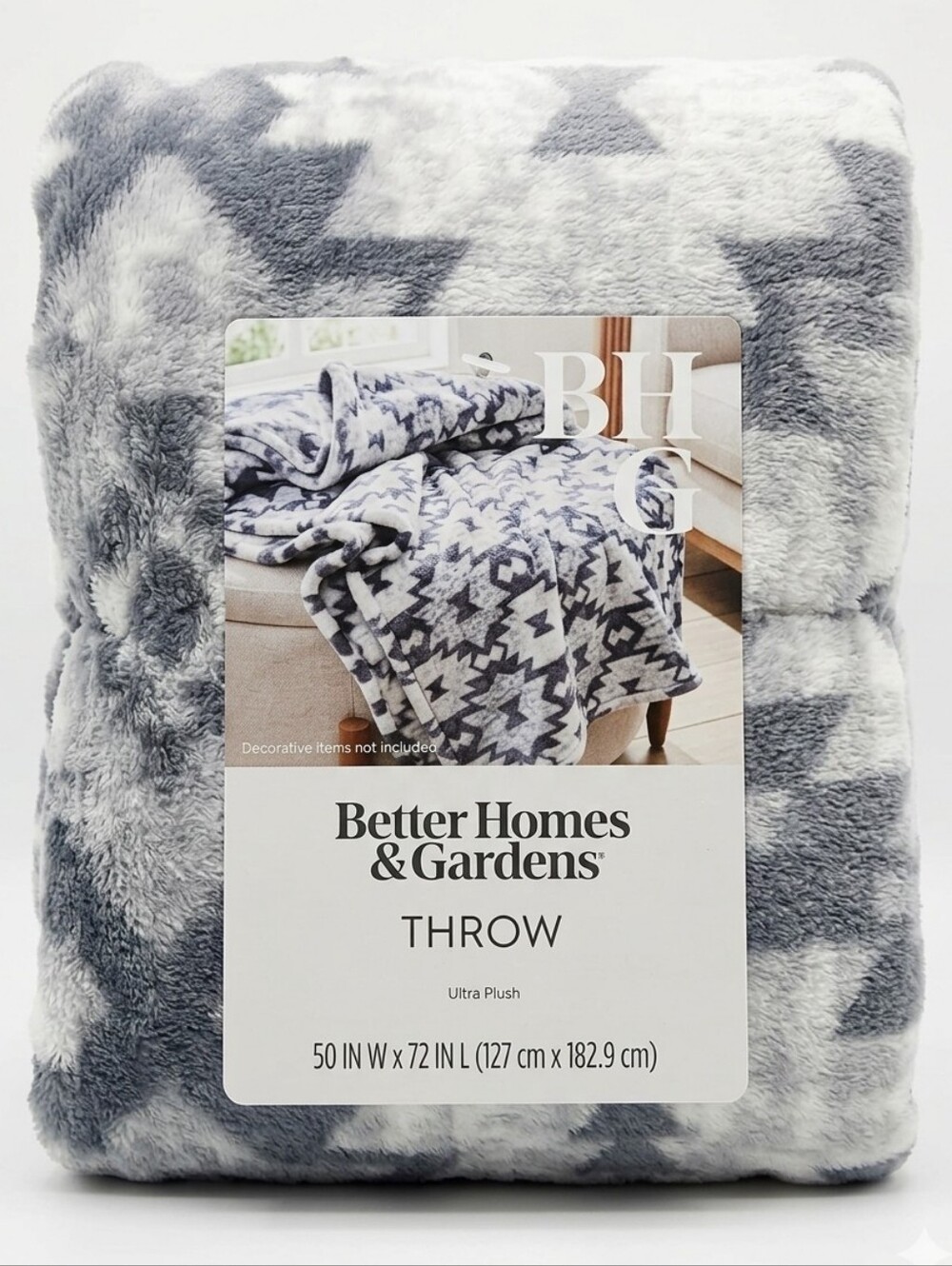 BETTER HOMES & GARDENS Printed Heavyweight Ultra  Plush Throw 50” x 72” NWT